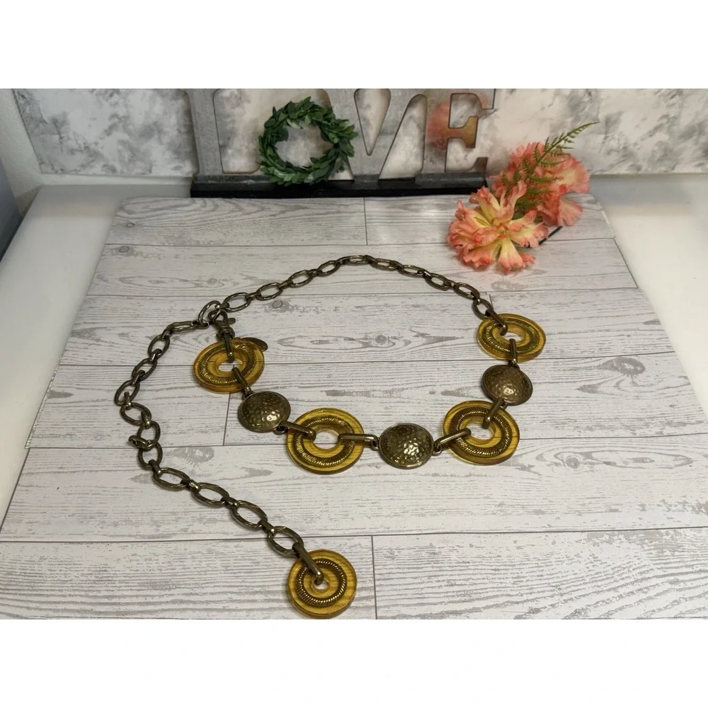 Chicos Metal Yellow Lucite Bronze Medallion‎ Chain Adjustable Belt Necklace 34